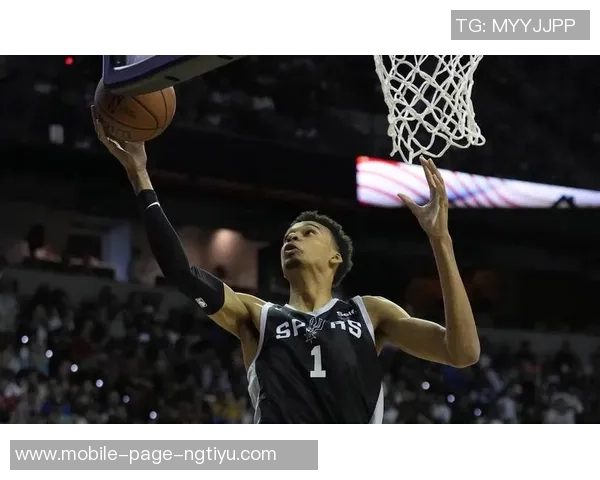 马刺多控球手巧妙应对雷霆压迫防守文班成为关键选择